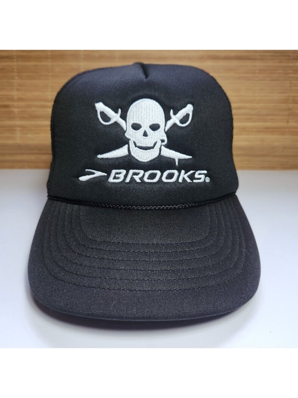 Brooks Pirate Trucker Hat Cap Snapback Mesh Back Black & White 5 Panel Rope
